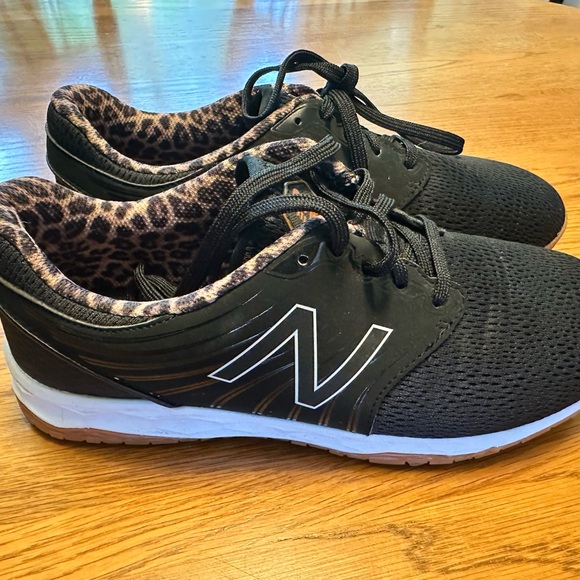 New Balance Shoes - New Balance Women's Fresh Foam Breathe Golf Shoes Black/Animal 9.5 B